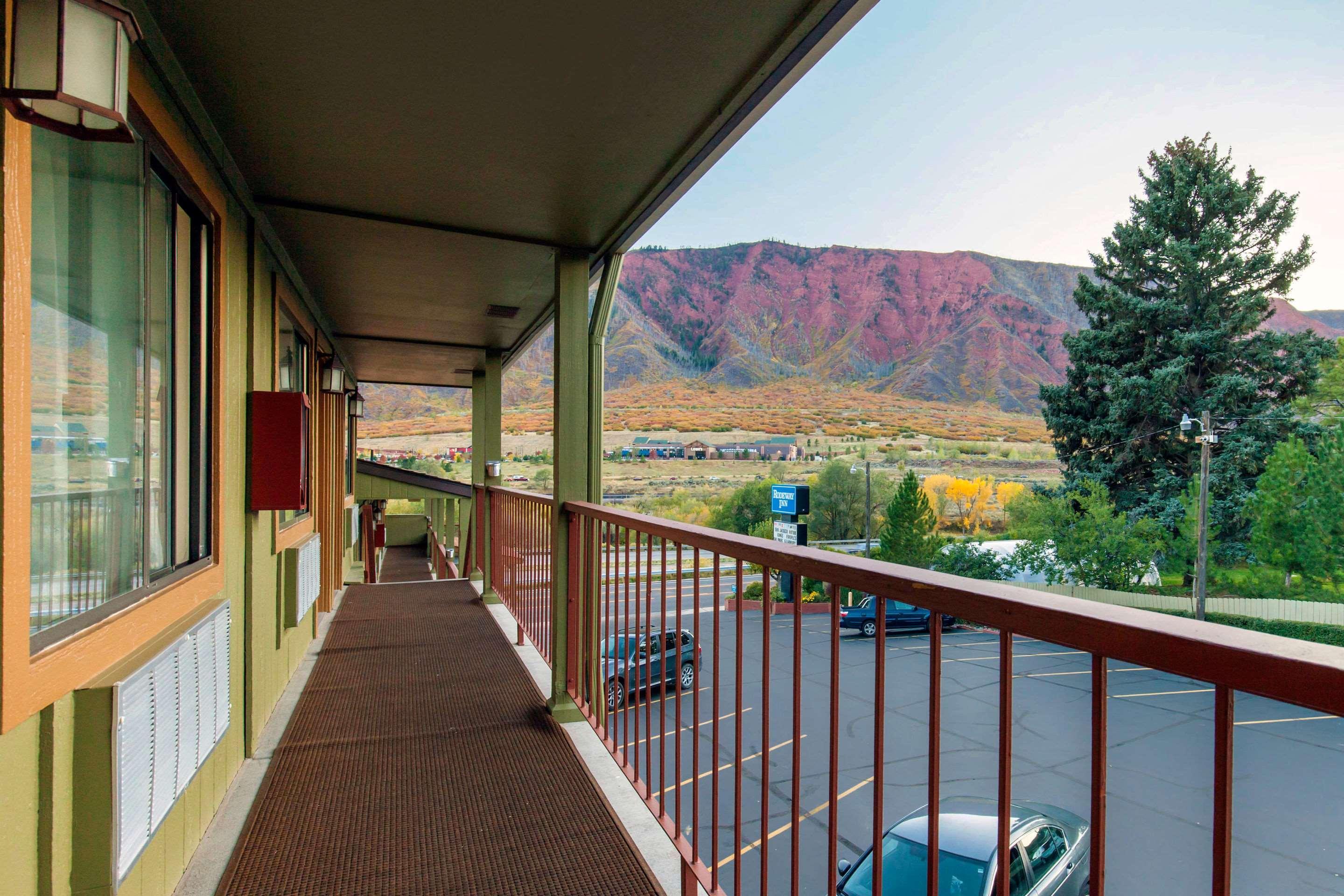 Rodeway Hotel