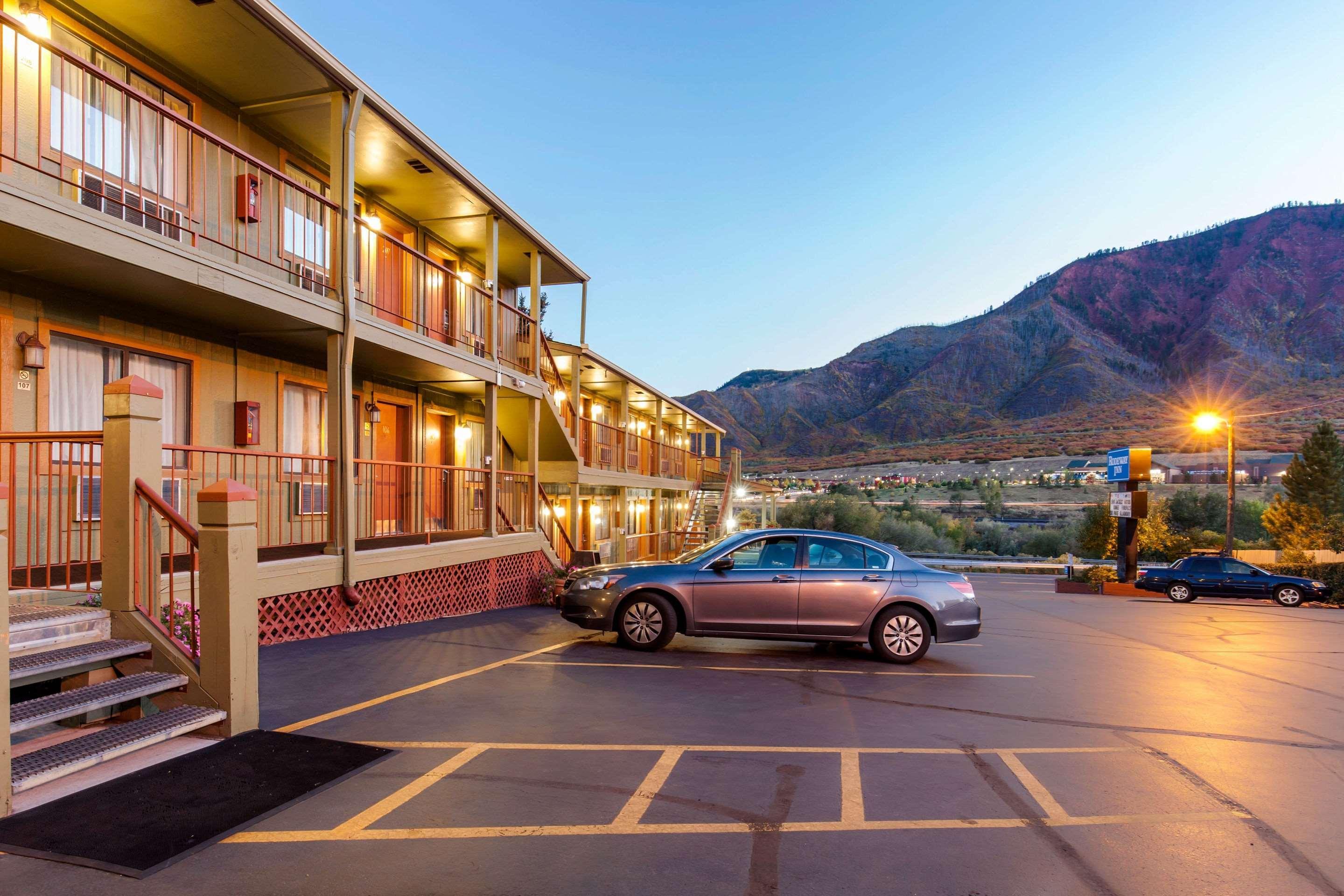 Rodeway Hotel 2*