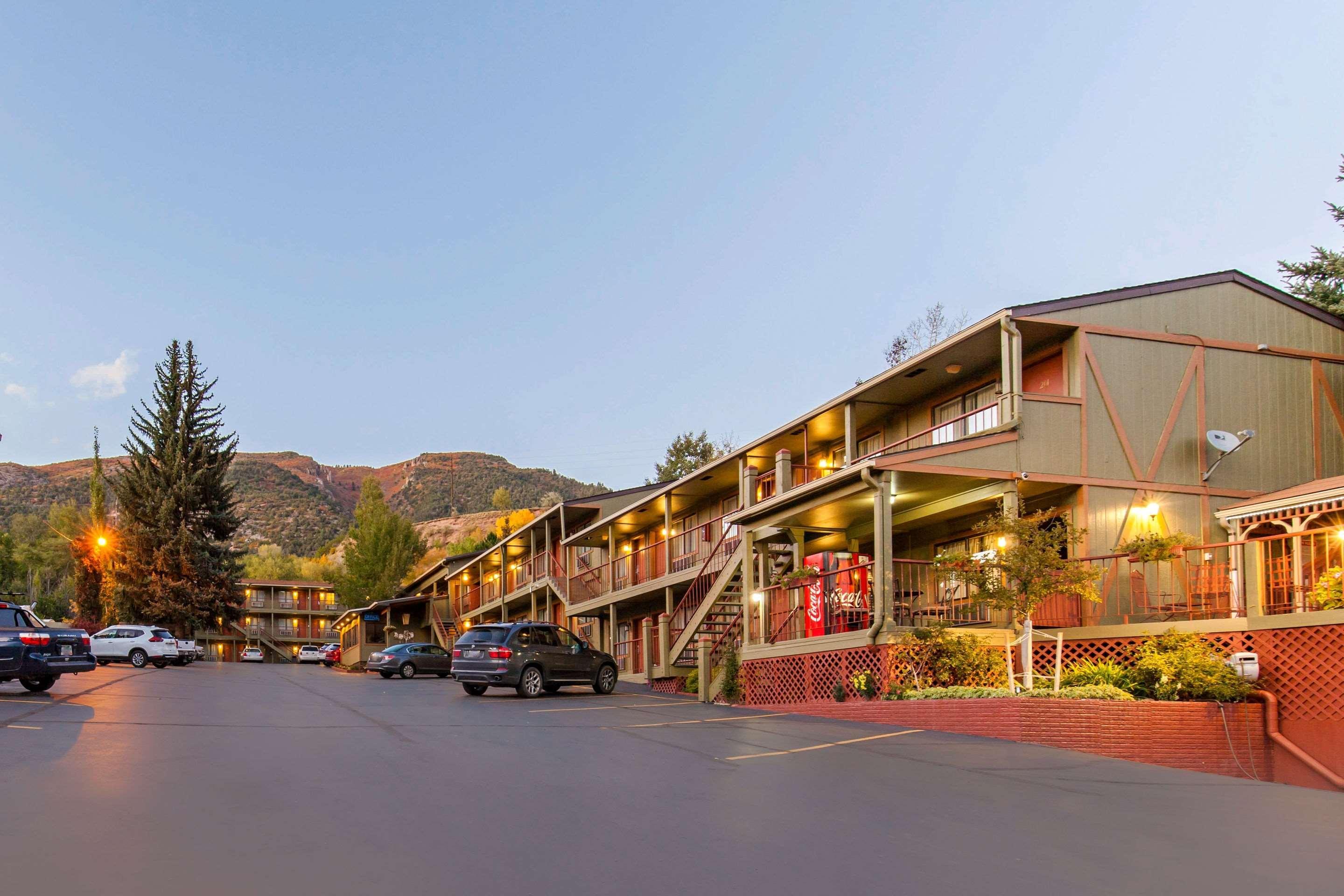 Hotel Rodeway 2*