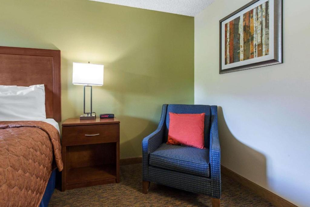 Hotel Rodeway 2*